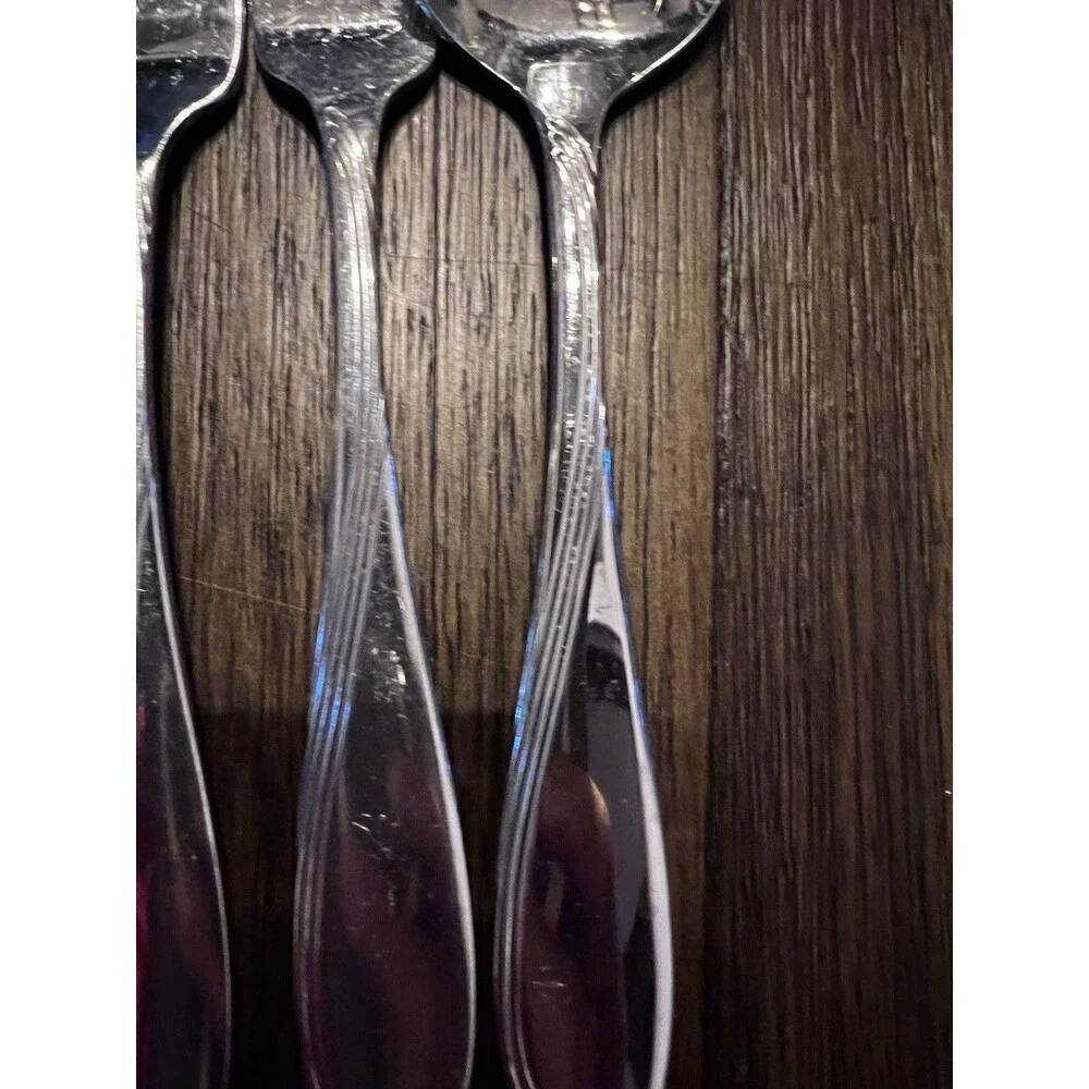 12 piece Oneida Camber Cresta Windswept Scroll Stainless Flatware silverware